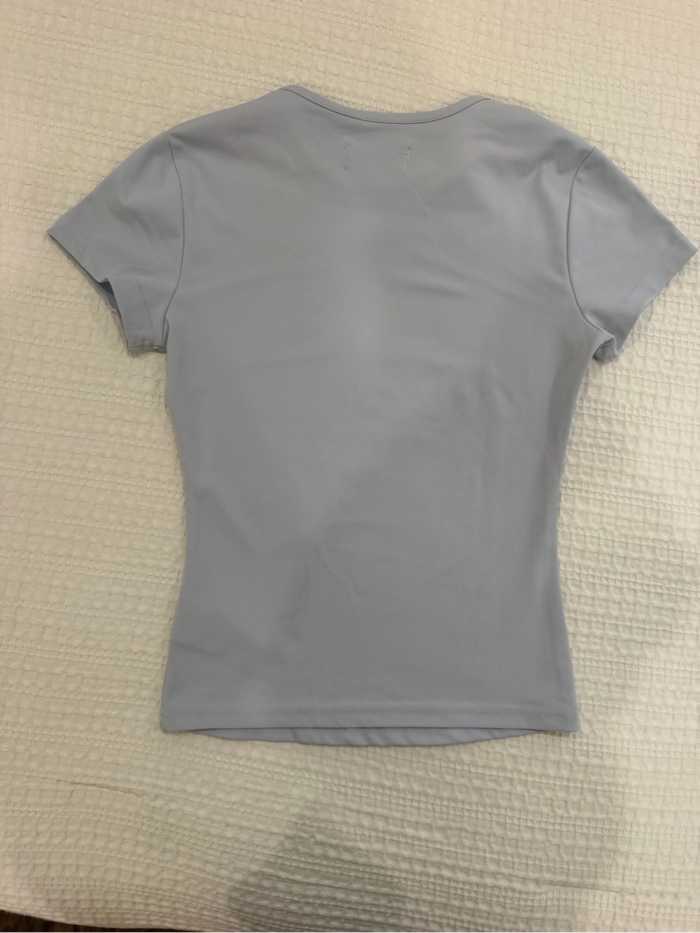 Edikted light blue tight tee shirt XS - Picture 3 of 3